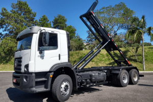 JT25 – Roll On / Roll Off