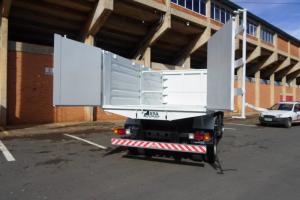 Caçamba graneleira agrícola Caçamba graneleira agrícola