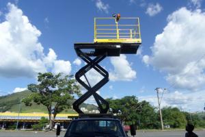 Plataforma Pantográfica (Deslocamento Lateral) Plataforma Pantográfica (Deslocamento Lateral)