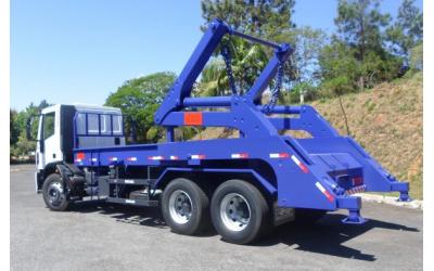 Poliguindaste Duplo Articulado Poliguindaste Duplo Articulado